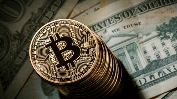 „Bitcoin Breakout“ skatina kriptovaliutų rinką - Pinigai - 