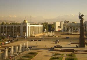 Il governo del Kirghizistan blocca la fornitura elettrica a 45 mining farm - Bishkek 300x208