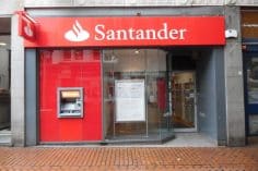 Santander emette la prima obbligazione su blockchain - Santander 236x157
