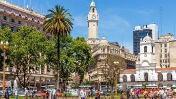 L’Argentina guarda con grande fiducia alla blockchain - Buenos Aires 355x200