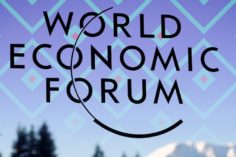 Gli esperti di Davos: Fintech incontrastata in tutti i paesi in via di sviluppo - davos 984x492 236x157