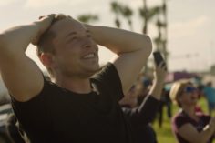 Elon Musk è molto vicino ad ottenere la seconda tranche di 2,1 miliardi $ in Stock Option - elon musk fh launch 236x157