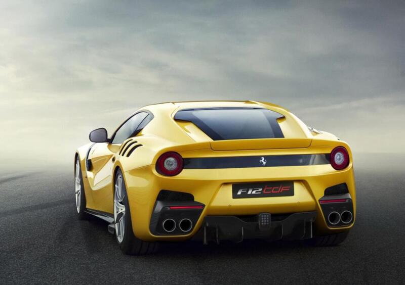 Un token per una supercar Ferrari espone gli investitori europei alla classe di asset - ferrari f12 tdf 3
