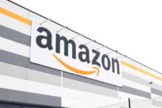 Amazon assume 100.000 lavoratori tra Stati Uniti e Canada per far fronte all'ondata di acquisti bloccati - Amazon assume 100.000 lavoratori tra Stati Uniti e Canada 236x157