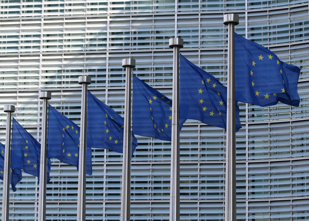 La Commissione Europea propone una nuova “European e-identity” per transazioni online più sicure - European Commission 1 1024x732