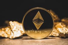 Sempre più investitori istituzionali acquistano ether come riserva di valore - ether crypto gold 236x157