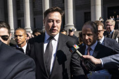 La SEC dovrebbe monitorare Elon Musk di Tesla per la manipolazione del mercato - Elon Musk sec 236x157