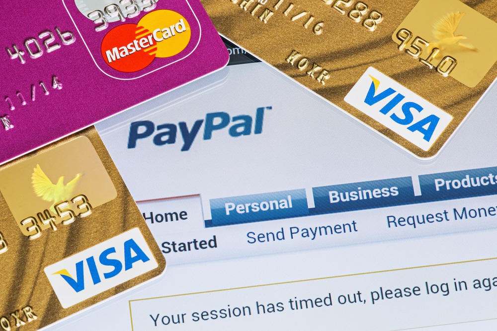 Le società di pagamento dovrebbero offrire servizi che includano le stablecoin o resteranno indietro - paypal visa
