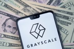 Grayscale ora possiede più di 36 miliardi di dollari in Bitcoin - AdobeStock 399634714 Editorial Use Only 236x157