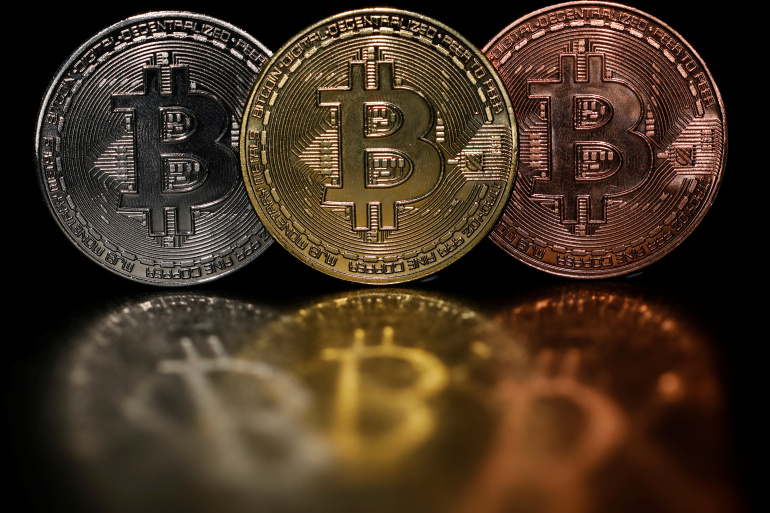 bitcoin ir kitos monetos