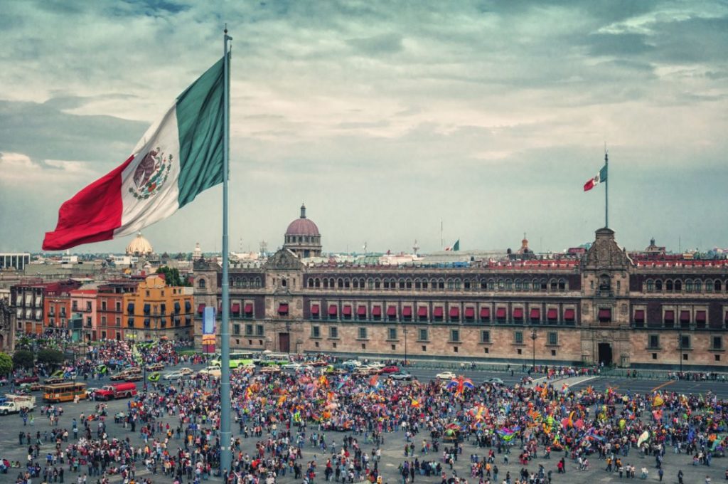 Il Messico interrompe i piani della principale banca per offrire servizi Bitcoin - citta del messico 1080x717 1 1024x680