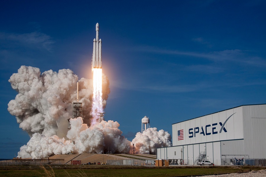 Dogecoin torna coi piedi sulla Terra mentre Elon Musk gioca con i razzi - spacex Ptd iTdrCJM unsplash
