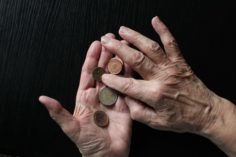2 domande scottanti sui Bitcoin per i tuoi piani pensionistici - 1 format43 236x157