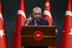 Il presidente turco Erdoğan dichiara guerra al Bitcoin - 607079c6270000f747c85852 236x157