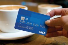 Visa prevede di lanciare il programma NFT incentrato sull'aiuto ai creatori - cafe card paywave 800x450 1 236x157