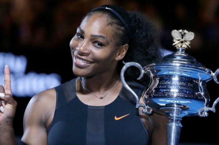 Serena Williams entra nel mondo degli NFT! - la oe perrotta wimbledon women tennis serena williams pregnant 20170703 800x500 1 740x492
