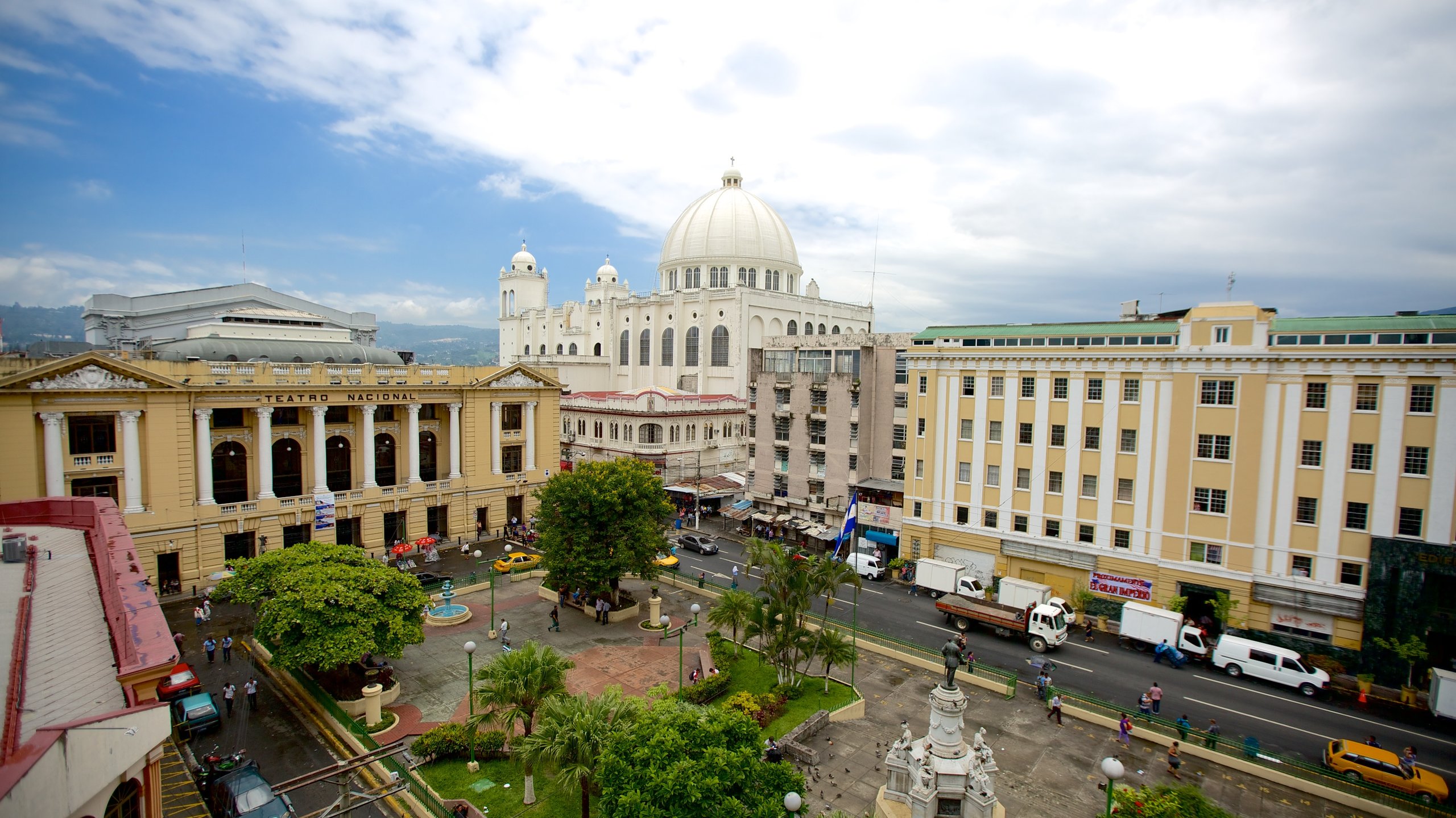 I senatori statunitensi cercano di mitigare i rischi del Bitcoin di El Salvador per gli Stati Uniti - 79611 San Salvador And Vicinity