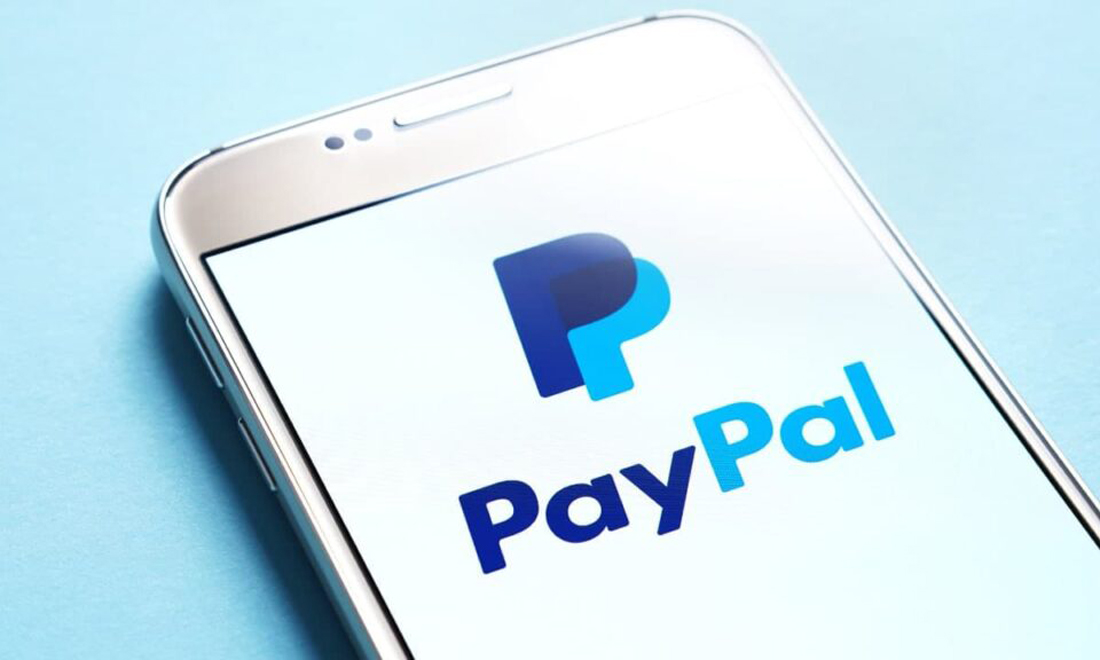 PayPal esclude le transazioni NFT oltre i 10.000 dollari, a seguito di varie truffe - PayPal is launching its own Stablecoin