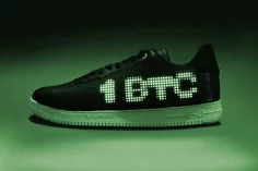 Con queste scarpe da ginnastica avrete sempre il prezzo del bitcoin ai vostri piedi - bitsneaks gID 5.jpg 236x157
