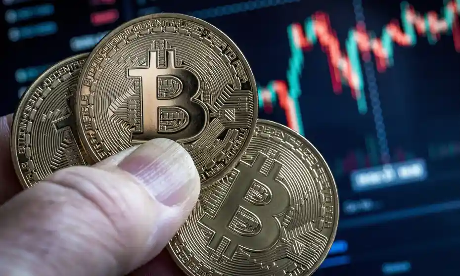 de ce nu ar trebui să investească în bitcoin