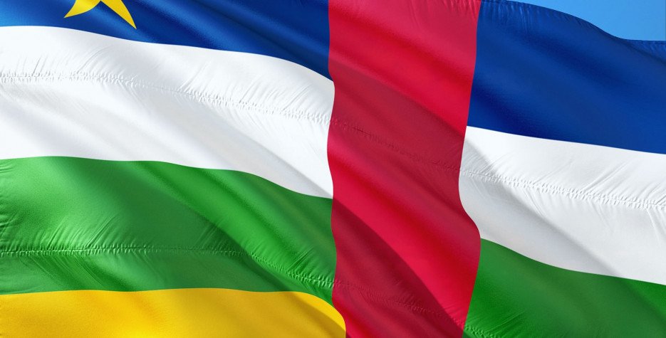Uno sguardo all'hub crittografico "Sango" della Repubblica Centrafricana - central african republic flag 01