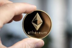 La fusione di Ethereum raggiunge un'altra pietra miliare: il prezzo di ETH sale del 19% in una settimana - 20220524 Ethereum 2.0 svelata la data duscita di The Merge 236x157