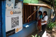 Il Bitcoin continua ad attrarre turisti in El Salvador nel bel mezzo di un mercato ribassista - np file 93109 1 236x157