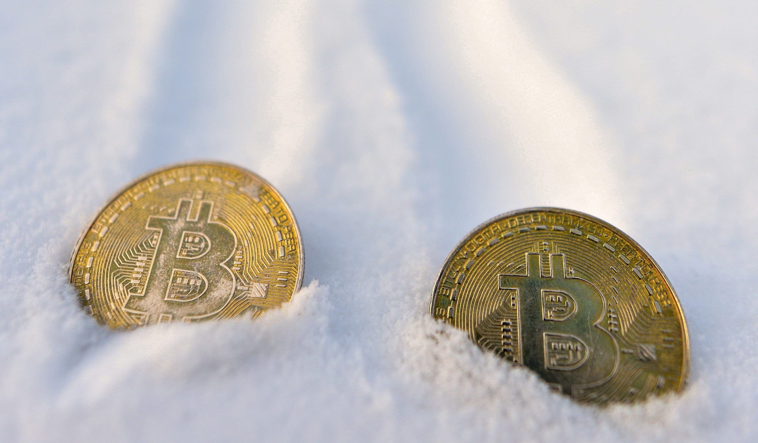 Il mercato del Bitcoin tocca un minimo di 4 anni sotto una volatilità sostenuta - 107005904 1643117857182 gettyimages 1237577245 widak bitcoind220106 npTUo 1 scaled