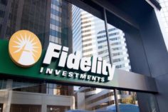 Fidelity apre una lista d'attesa per il trading di criptovalute al dettaglio senza commissioni - fidelity 0 1 236x157